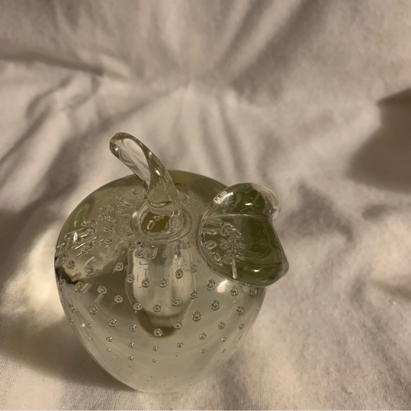 Stunning American Crystal Co Apple Paperweight Pristine Condition Sticker Bubble - Picture 5 of 10